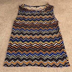 Chevron Pattern Sleeveless Top. Size M